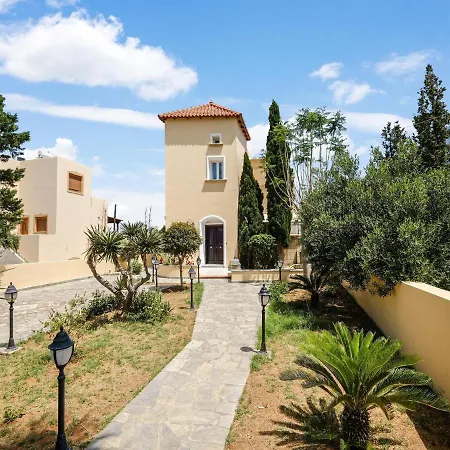 Alluring In With Private Pool Γεννάδι