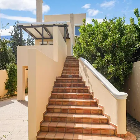 Alluring In With Private Pool Σπίτι διακοπών Γεννάδι